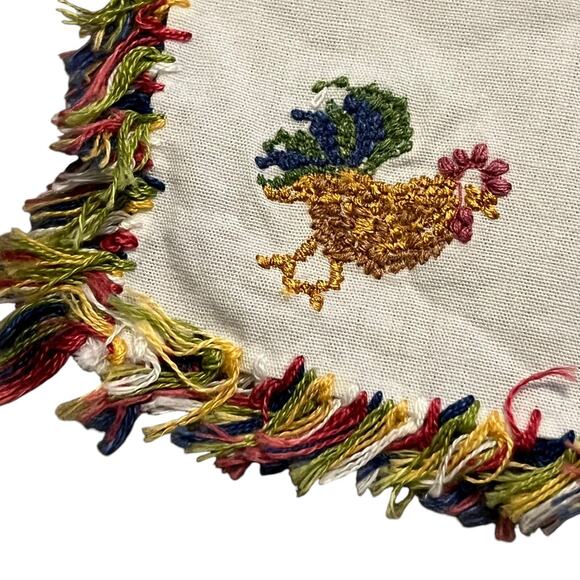 4 Anthropologie Embroidered Rooster Chicken Fringe Set Colorful Dinner Napkin - Picture 5 of 8